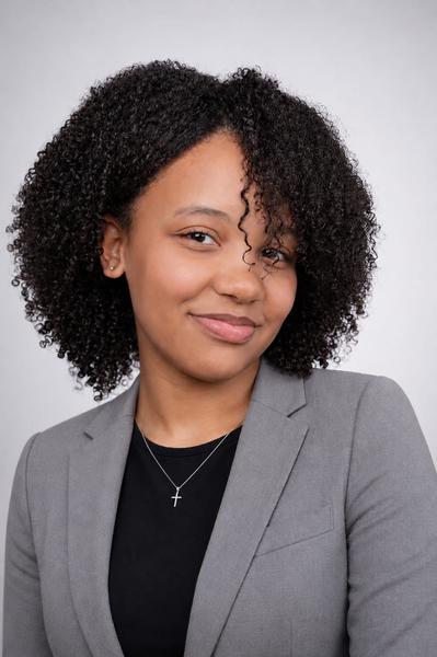 Le Keshia Wendricks, estate agent