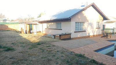 House For Rent in Wychwood, Germiston