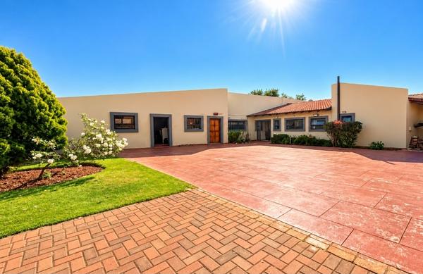 House For Sale in Klippoortjie, Boksburg
